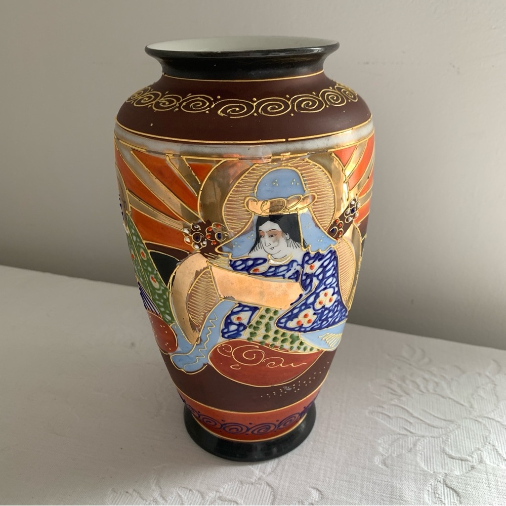 Vintage Satsuma Vase Japan